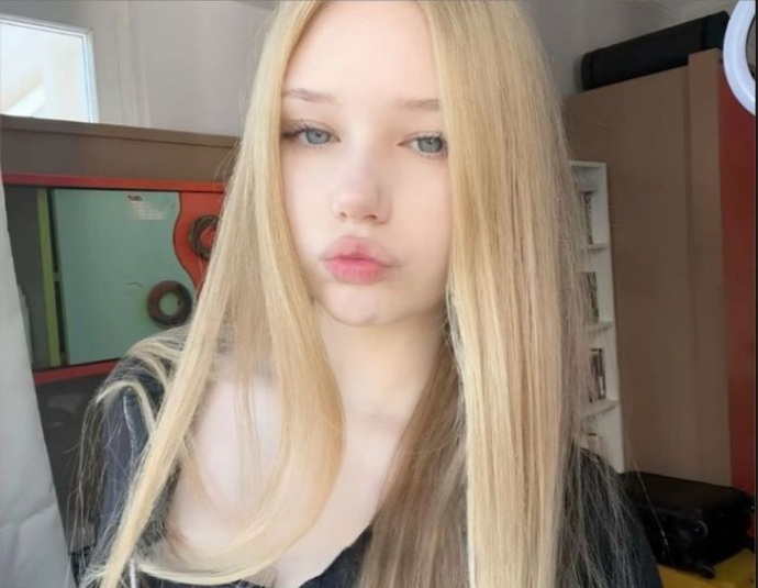 Bu kız Adriana limadan daha mı güzel sizce?