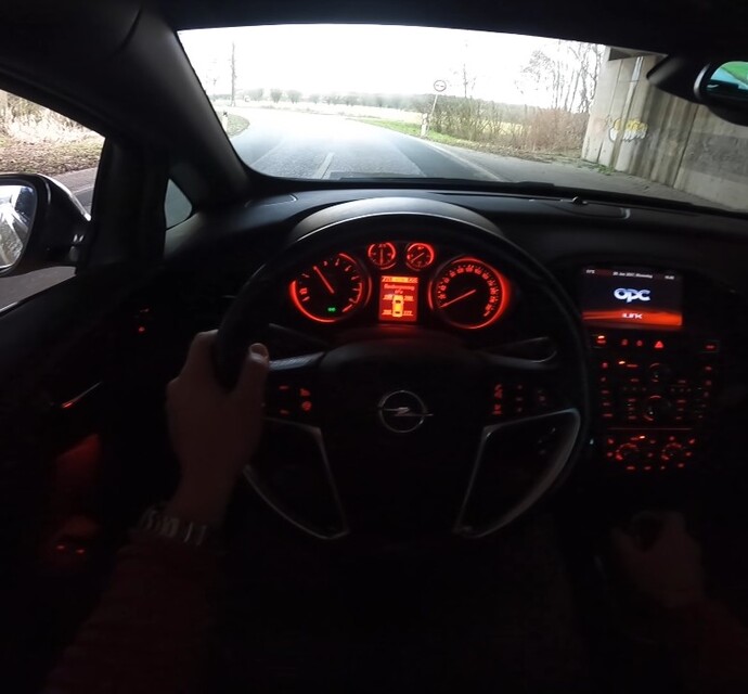 Araba sürmek keyifli mi bunaltıcı mı sizce?
