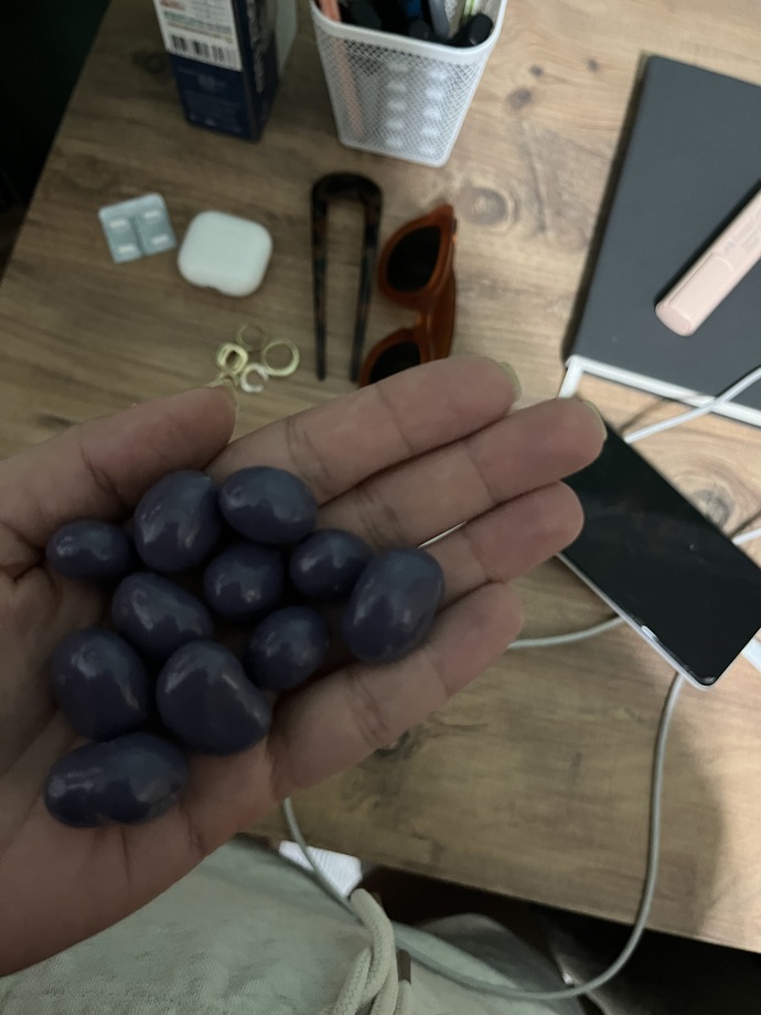 Kimlere çikolata ısmarlayayım?