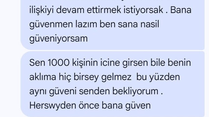 Sevgilim beni yurda bırakırken yolda iki kız vardı birisi mini etekliydi onlara bi kaç kez baktı beni bıraktı direk o yola gitti?
