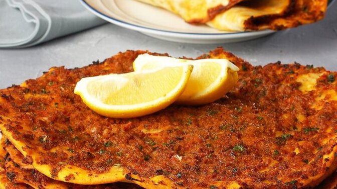 Bir oturuşta kaç tane lahmacun yersiniz?