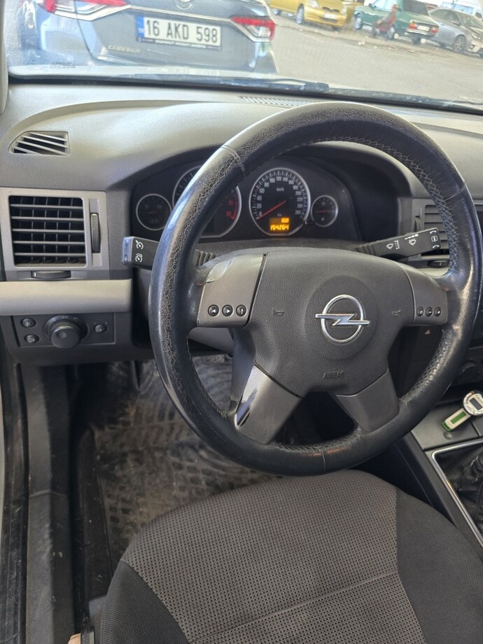 Opel Vectra CMI motor tam olarak nedir, mekanik mi elektronik mi çalışıyor?