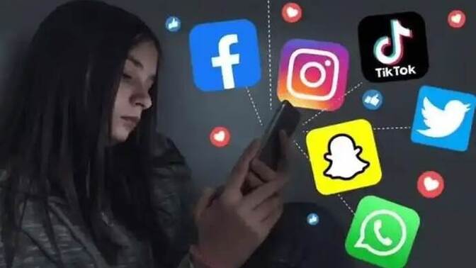 Sosyal medyada çok aktif olmak itici mi, çekici mi?