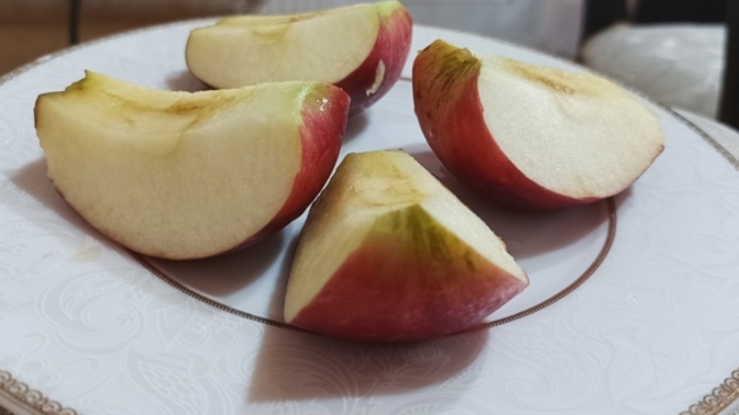 Sevgilimle otelde bize gelen meyve tabağı normal mi yoksa dalga mı geçiyorlar?