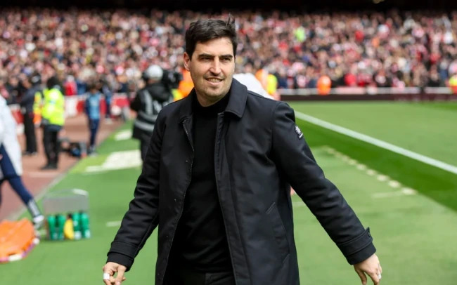 Liverpoolun yeni teknik direktörü Andoni Iraola! Sizce İspanyol teknik adam Premier Leaguede başarılı olabilir mi?
