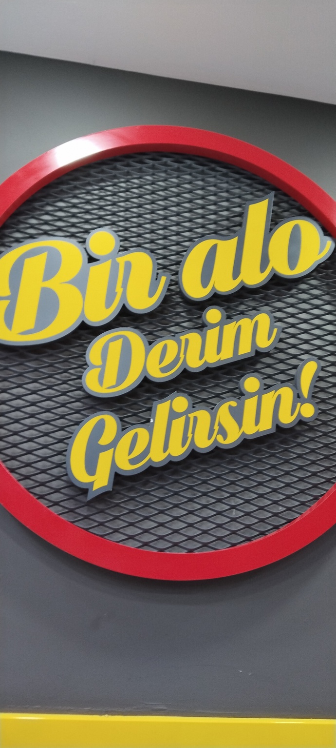 Alo dedigimde telefonda en cok kimin sesini duymak isterim, siz kimin sesini istersiniz?