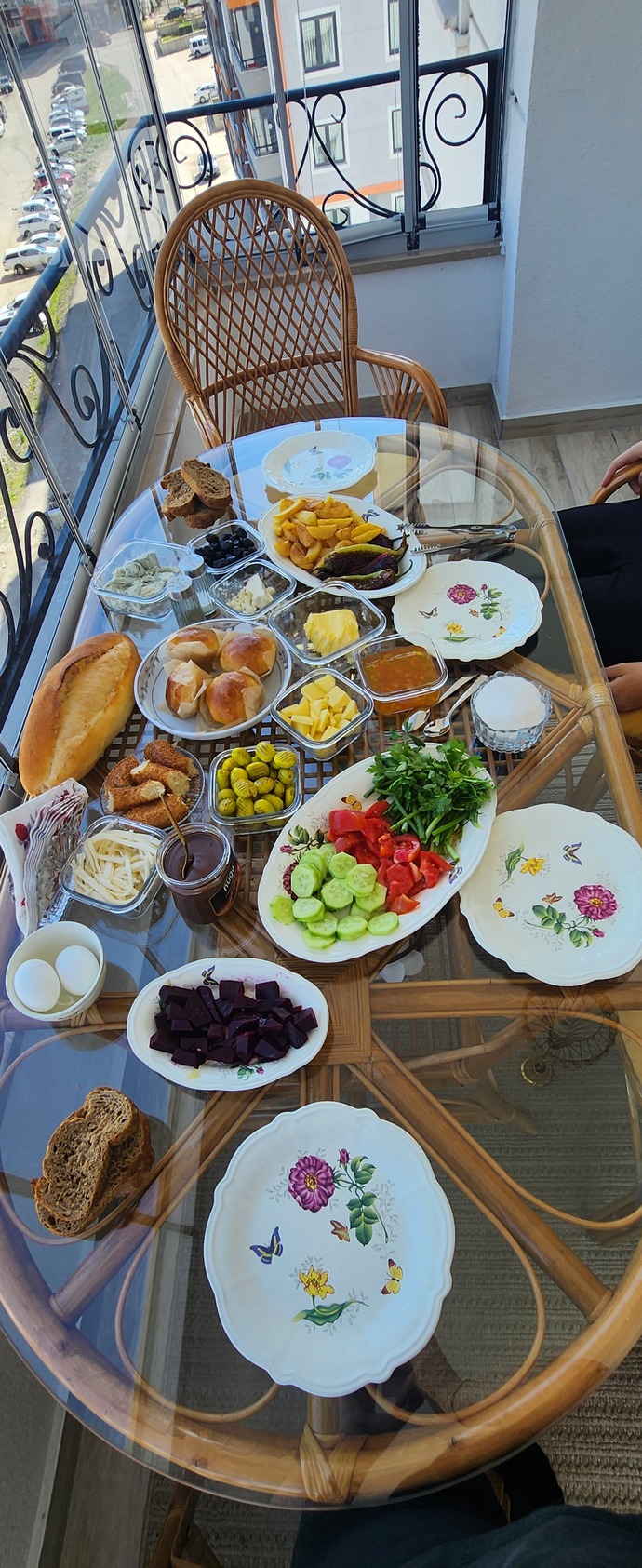 Sizce evlilikte en makbul jest nedir, kahvaltı hazırlayan eş mi yoksa başka bir şey mi?