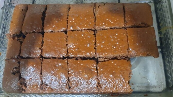 Boll kakaolu puf puf bir kek yaptım nasıl olmuş kendimi geliştirmiş miyim?