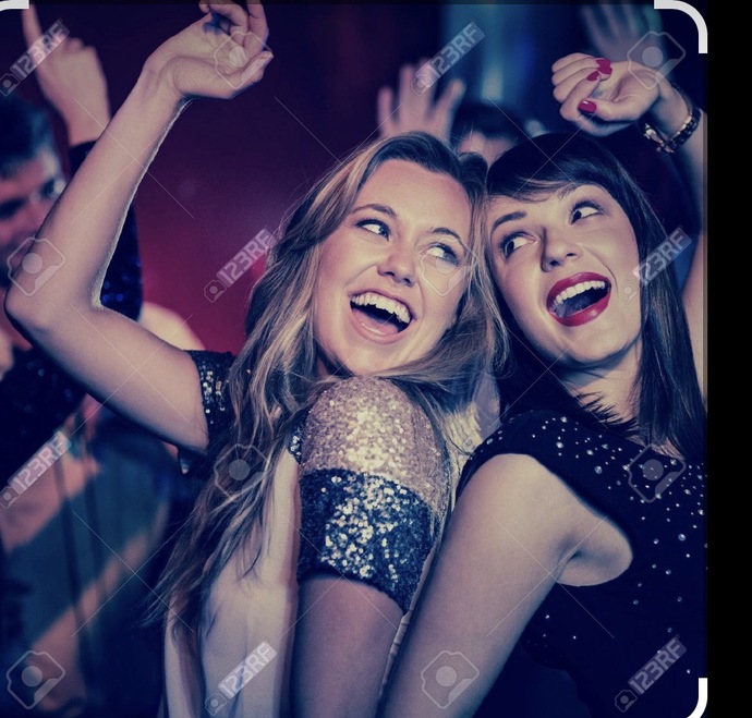 Bu gece eğlenmek için hangi şehirde, hangi mekanda olmak isterdin?