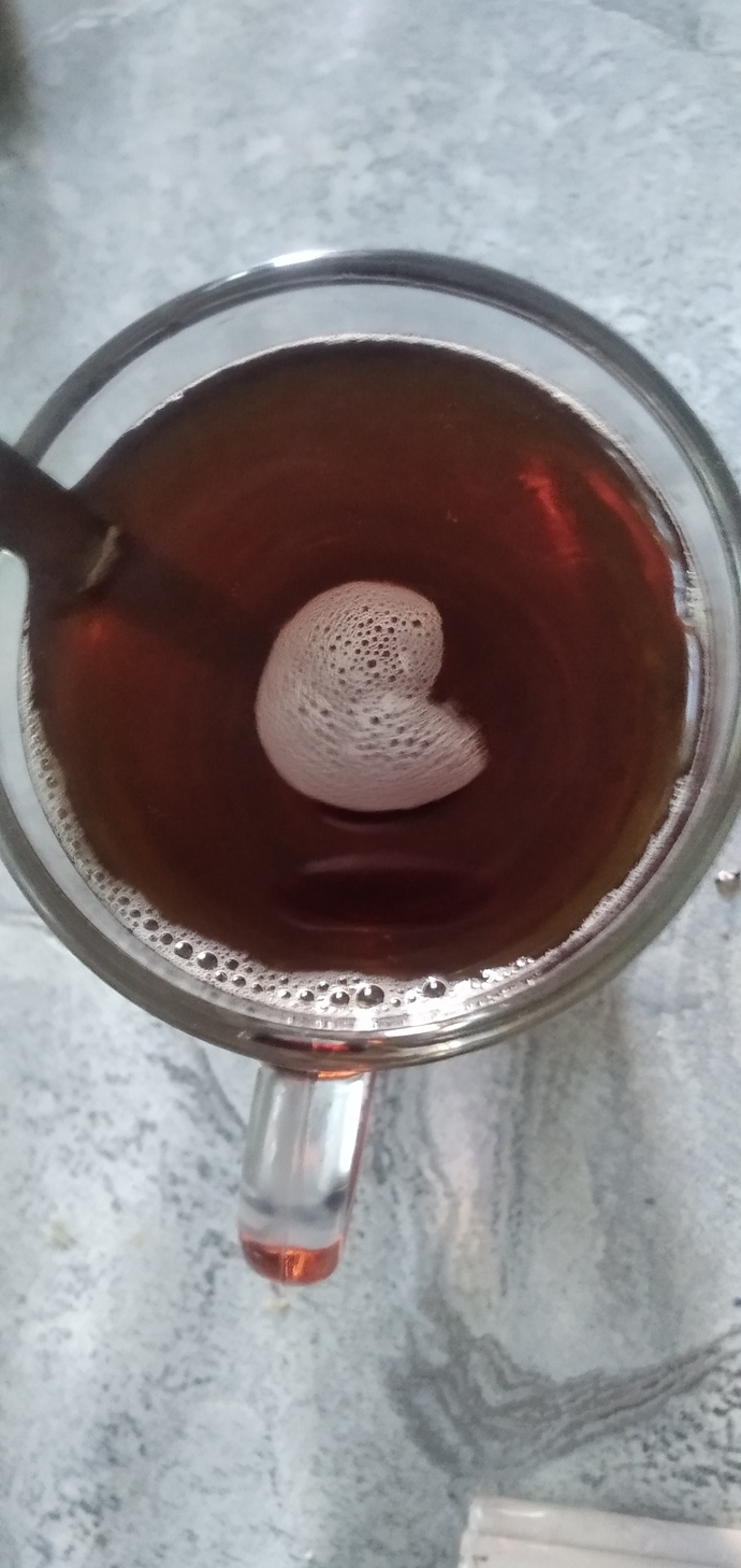 Aşk kapınızı çalsa ne derdiniz, çay falında kalp çıkınca ne anlama gelir?