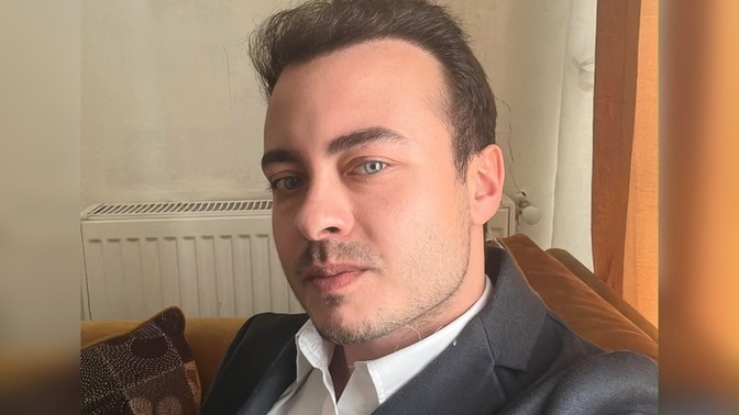 Merhaba bu fotoğrafta nasılım sizce?