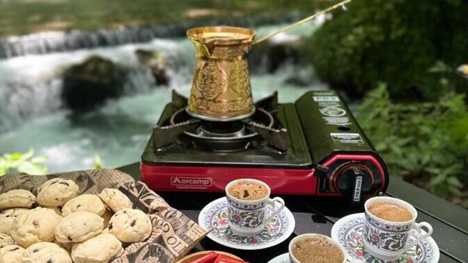 Siteden hangi üye ile burada oturup kahve eşliğinde sohbet etmek isterdiniz?