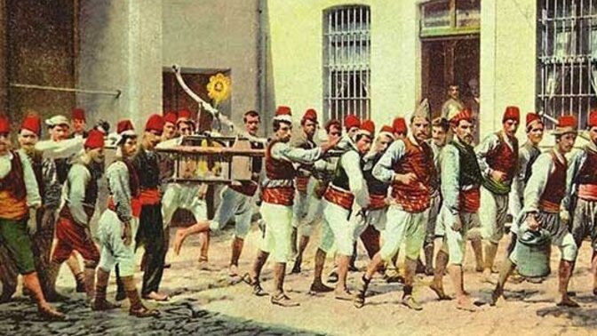 Hangi Osmanlı Padişah'ın döneminde ilk İtfaiye Teşkilatı kurulmuştur? Kuruluşun adı nedir? Kimin öncülüğünde ve kim kurmuştur?