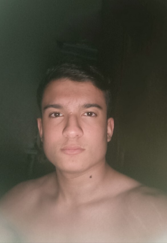 Yaş 19 ne sakal var ne tip normal mi?