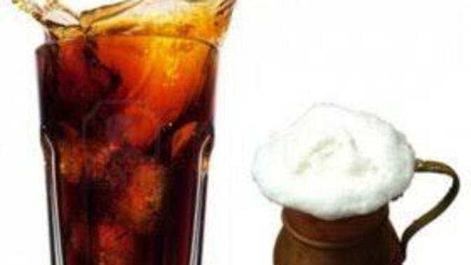 Yemeğin yanında kola mı yoksa ayran mı tercih edersin?