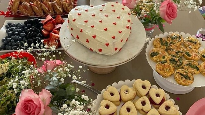 Sevgiliye yiyecek hazırlamak fazla mı romantikleştiriliyor?