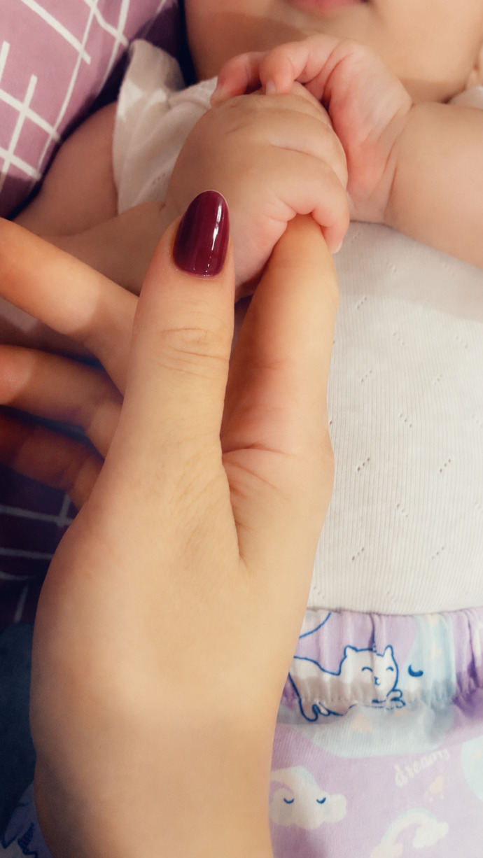 Sizce bebekler ebeveynleriyle aynı odada mı, ayrı odada mı uyumalıdır?