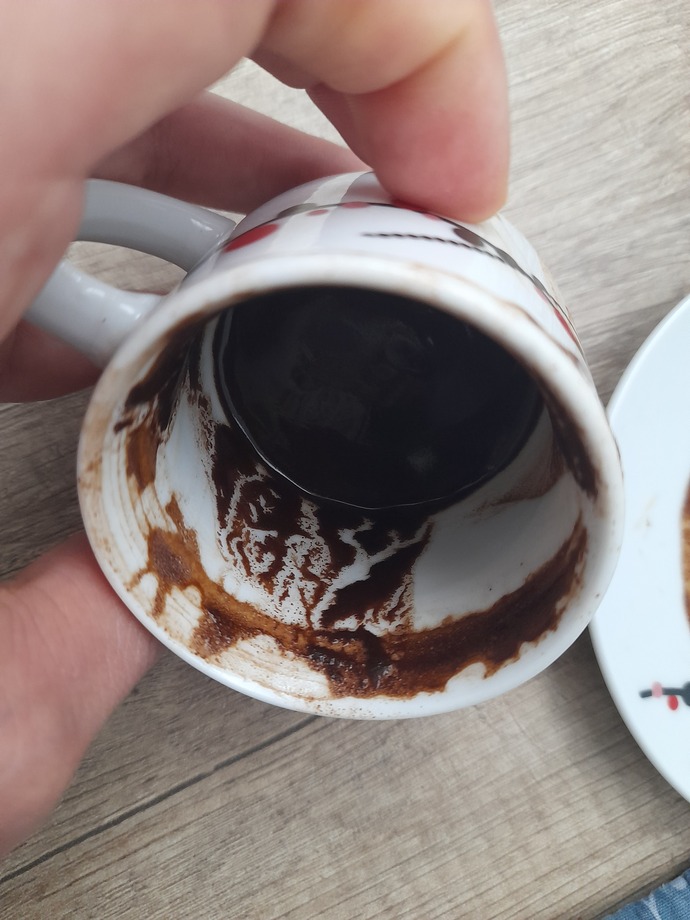 Online kahve falı bakan var mı, fotoğraf göndersem detaylı bakabilir misiniz?