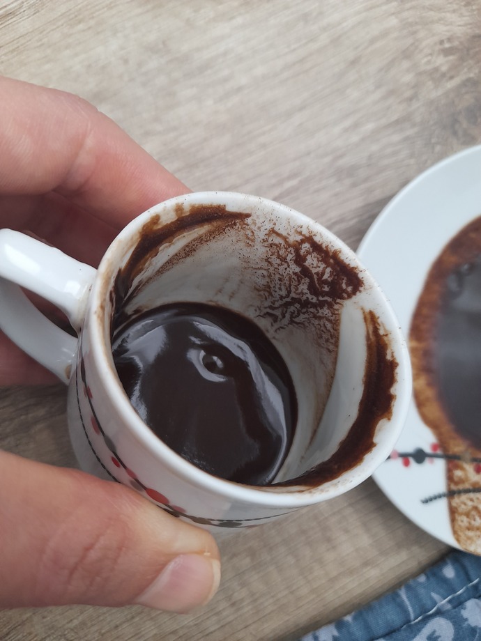 Online kahve falı bakan var mı, fotoğraf göndersem detaylı bakabilir misiniz?