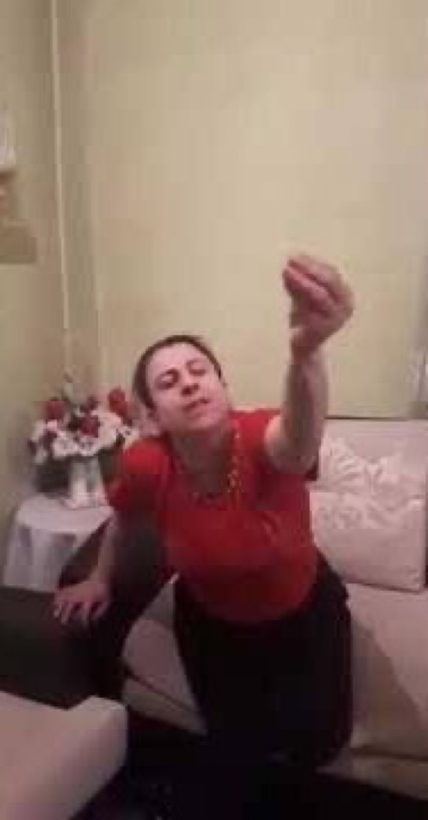 Sen muskayla mı böylesin