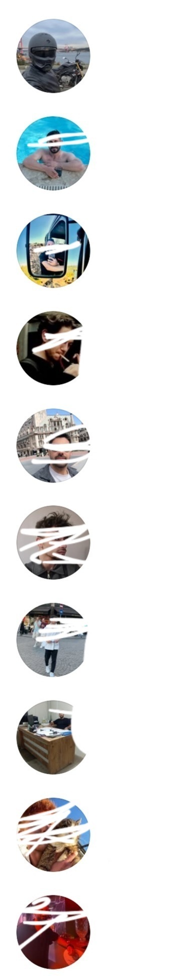 Siz olsanız sosyal medyadan gelen bu alakasız takip isteklerinden hangisini kabul ederdiniz?