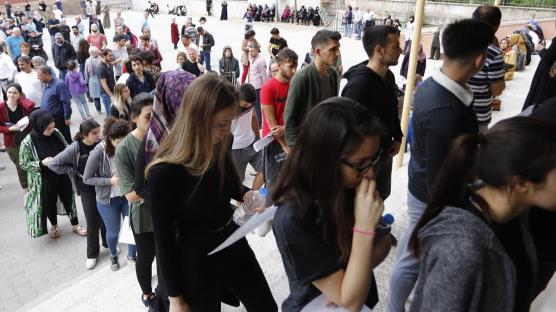 Sınava Girecekler Dikkat! YKS'de Hangi Eşyalar Yasak? 