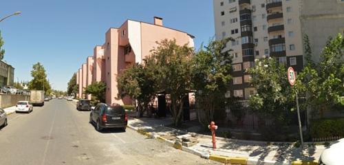 Arkadaşlar Halkalı atakent 1. etap ve 2. etapta oturan var mı oraya tasinacagim insani nasil?
