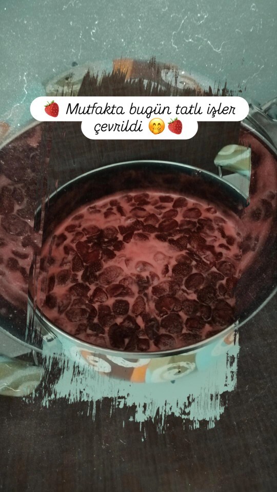Çilek reçelini Sever misiniz ve kendiniz de yapar mısınız?