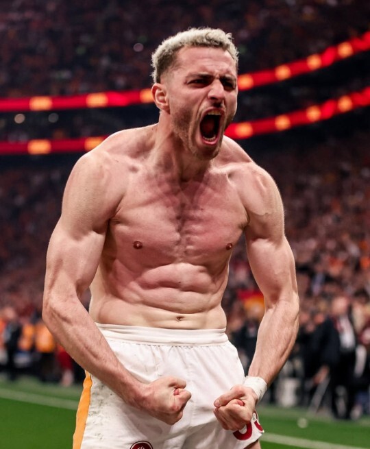 En favori ve güçlü futbolcular GSden mi çıkıyor?