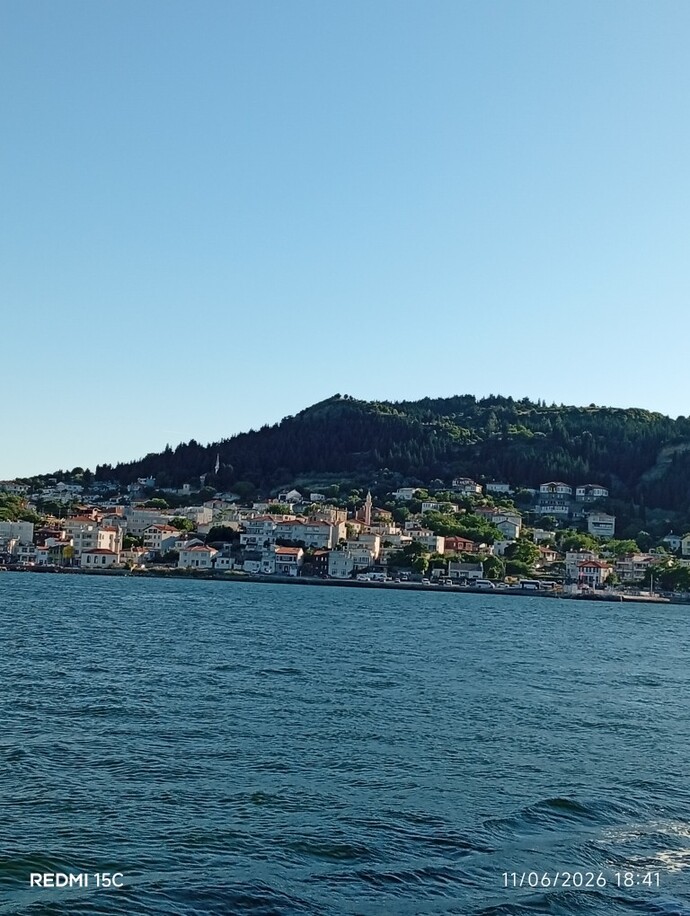 Büyük şehirde yaşamak mı daha mantıklı yoksa küçük sakin bir kasabada huzur mu önemli?