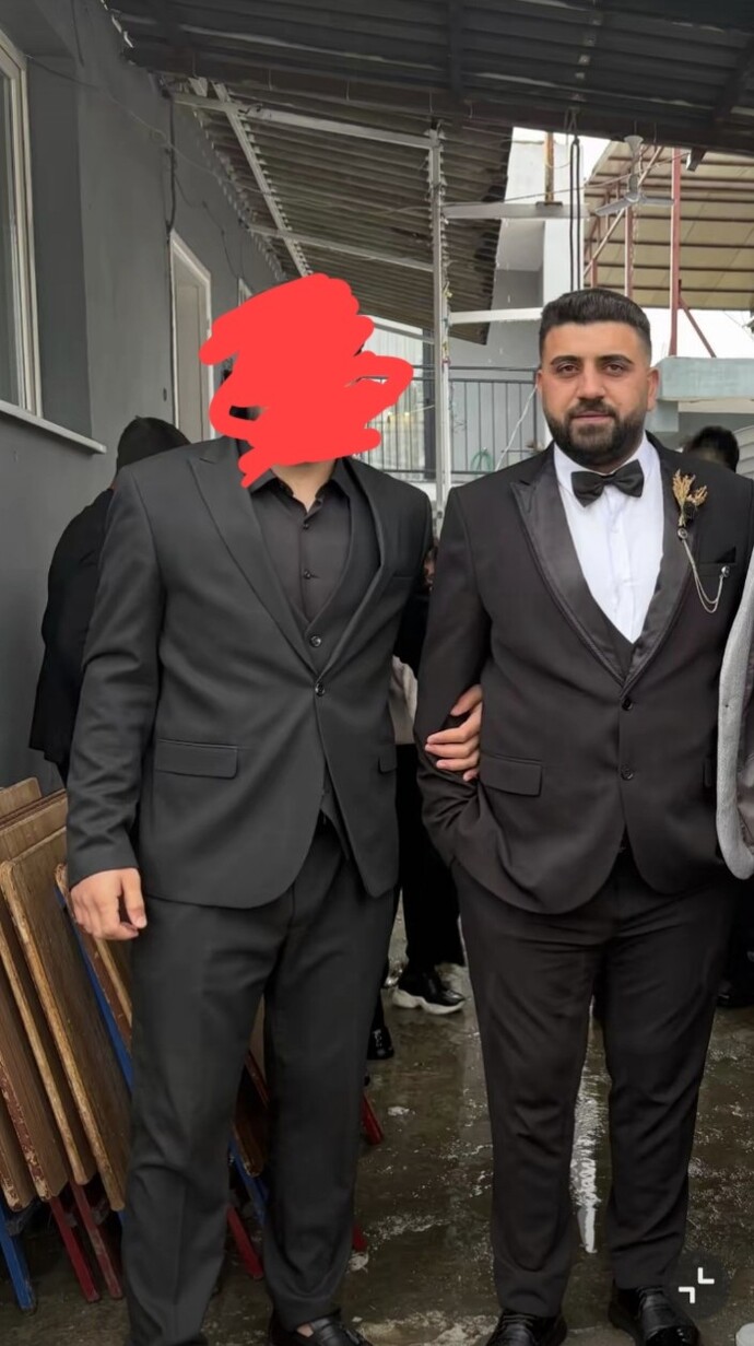 Diğer kadinların dışarıda hasretle baktiği adam, bugün karısı onu aldattığı için cezaevinde?