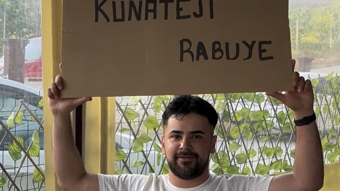 Hiç aşk acısı çektin mi?