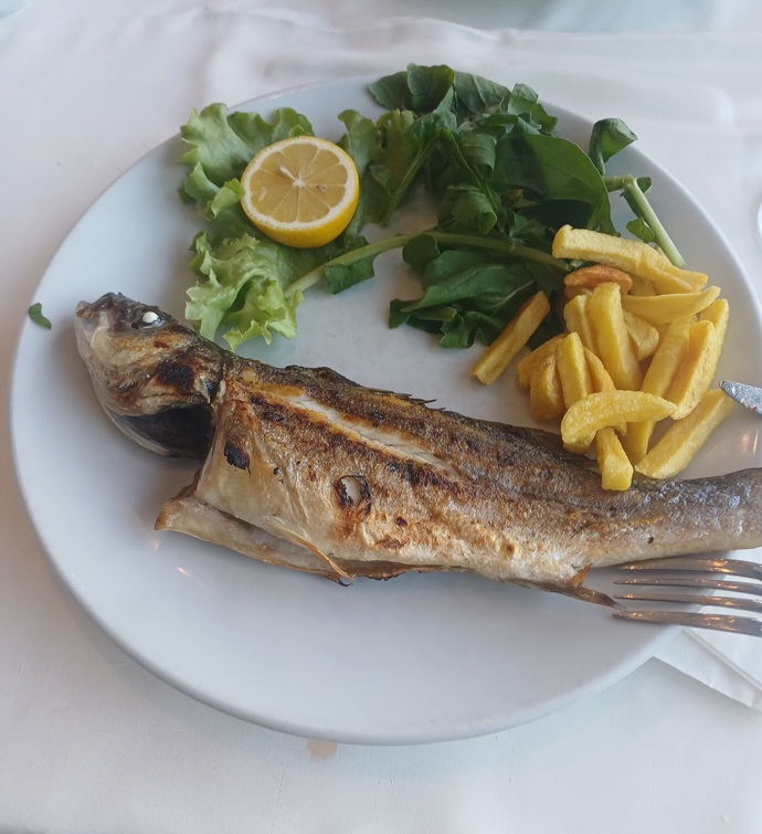 Balık sever misiniz, en sevdiğiniz balık türü ve pişirme şekli nedir?