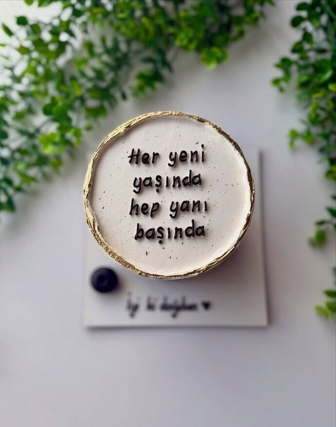 Ablamın doğum günü için nasıl bir not yazsam hoşuna gider?