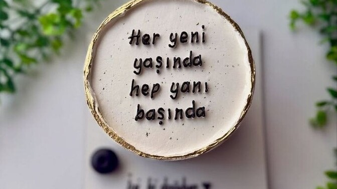 Ablamın doğum günü için nasıl bir not yazsam hoşuna gider?