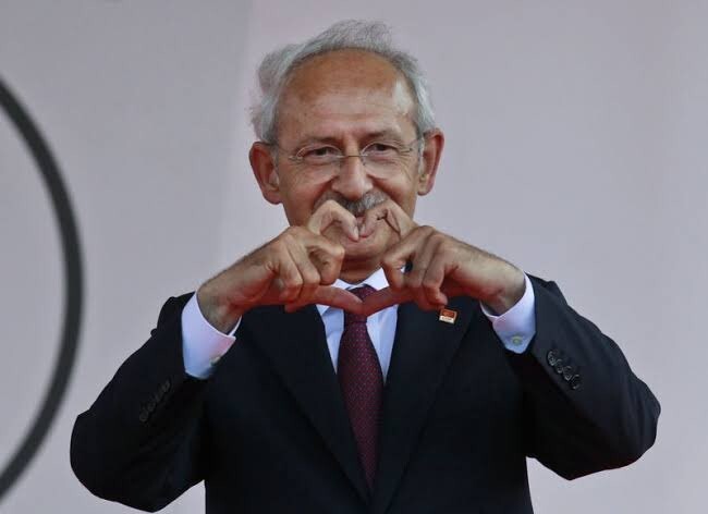 Kemal Kılıçdaroğlu bu Ülkenin yetiştirdiği En Kıymetli En Donanımlı İnsanlardan biri midir sizce?