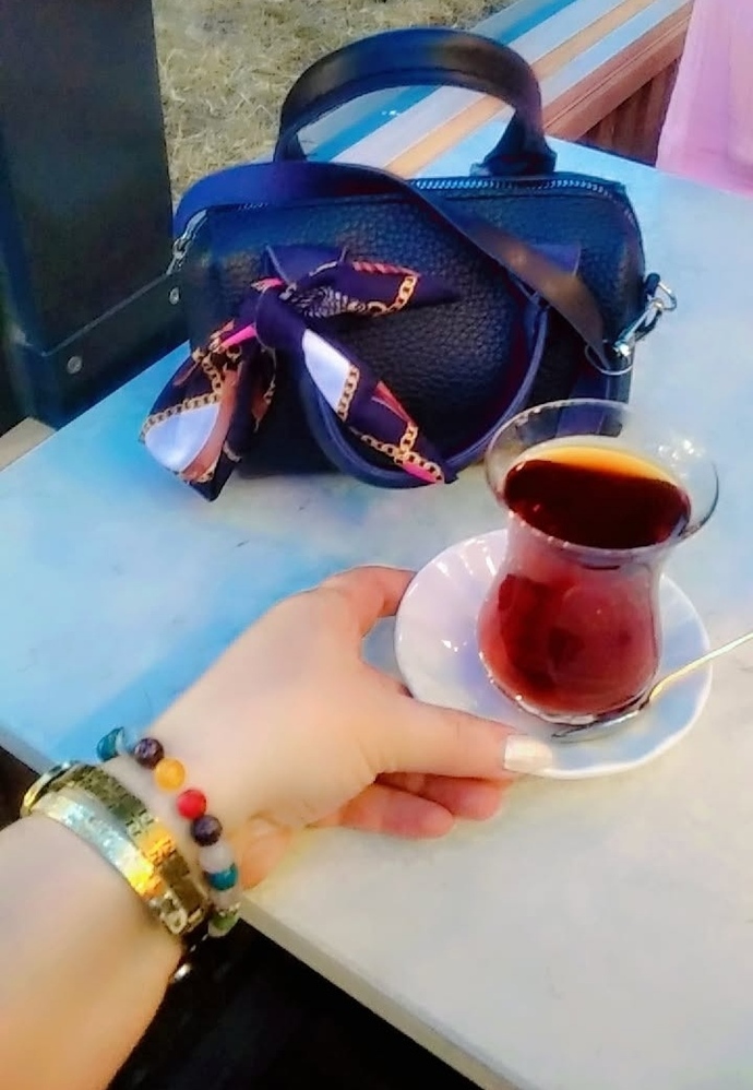 Çay sevmeyen erkekten olur mu?