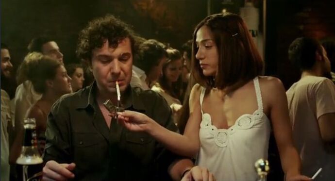 Eski sevgiliyle dost kalmak olgunluk belirtisi midir?