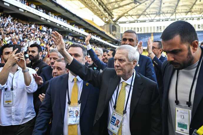 Fenerbahçede Aykut Kocaman sesleri! Sizce Aykut Kocaman Fenerbahçede başarılı olabilir mi?