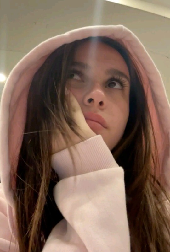 Sizce yengeç 🦀 burcu kadınları nasıl bir vibe veriyor?