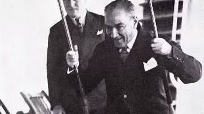 Mustafa Kemal Atatürk'ü seviyor musunuz?