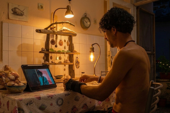 Gece dinlemelik parça arıyorum. Şarkı önerileriniz neler?