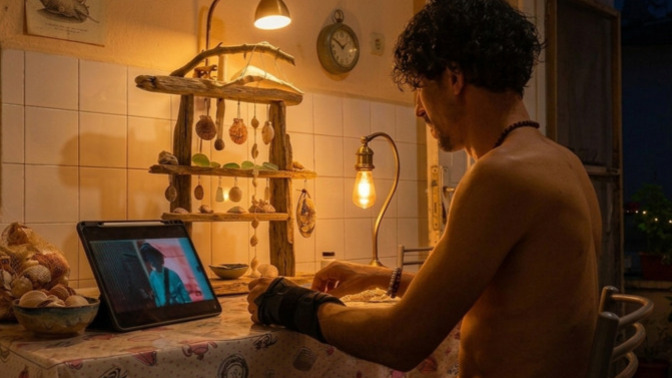 Gece dinlemelik parça arıyorum. Şarkı önerileriniz neler?