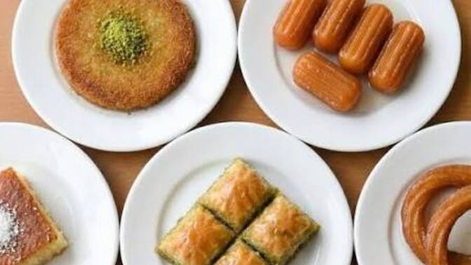 En sevdiğiniz tatlı hangisi karnınız tok olsa bile hayır diyemediğiniz favoriniz kim?
