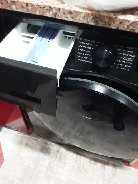 Çamaşır makinasındaki bu toz deterjan artığını nasıl temizliyorsunuz?