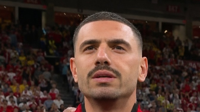 Sitedeki erkekler neden badem bıyık bırakıyor 🤡? Merih Demiral gibi hilal bıyık bırakamıyorlar mı?