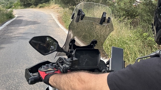 Ilk ciddi ulaşım aracı olarak aynı bütçeyle motosiklet mi mantıklı, araba mı?