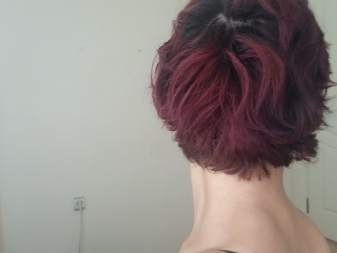 Keratin bakımı kısa dalgalı bixie saçıma düz bob model verir mi, deneyen var mı?