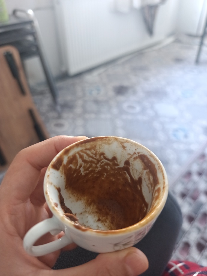 Fal yorumu yapar mısınız?
