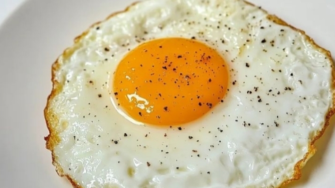 Yumurtanın sarısı mı beyazı mı hangisiiiiii, ve çok pişmiş mi az pişmiş mi tercih ediyorsunuz?